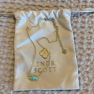Kendra Scott necklace